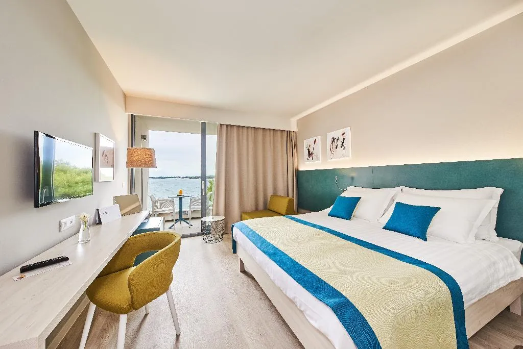 DOUBLE PREMIUM Room, Hotel Sipar Plava Laguna, Istria