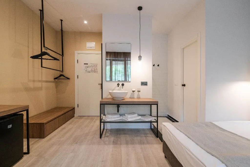 DOUBLE STANDARD Room, Primorski Hotel, Varna