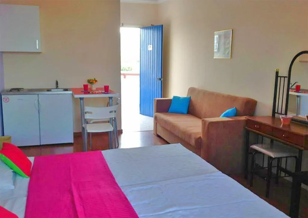 STUDIO GARDEN VIEW Room, Area Blue Beach Apartment, Rhodes