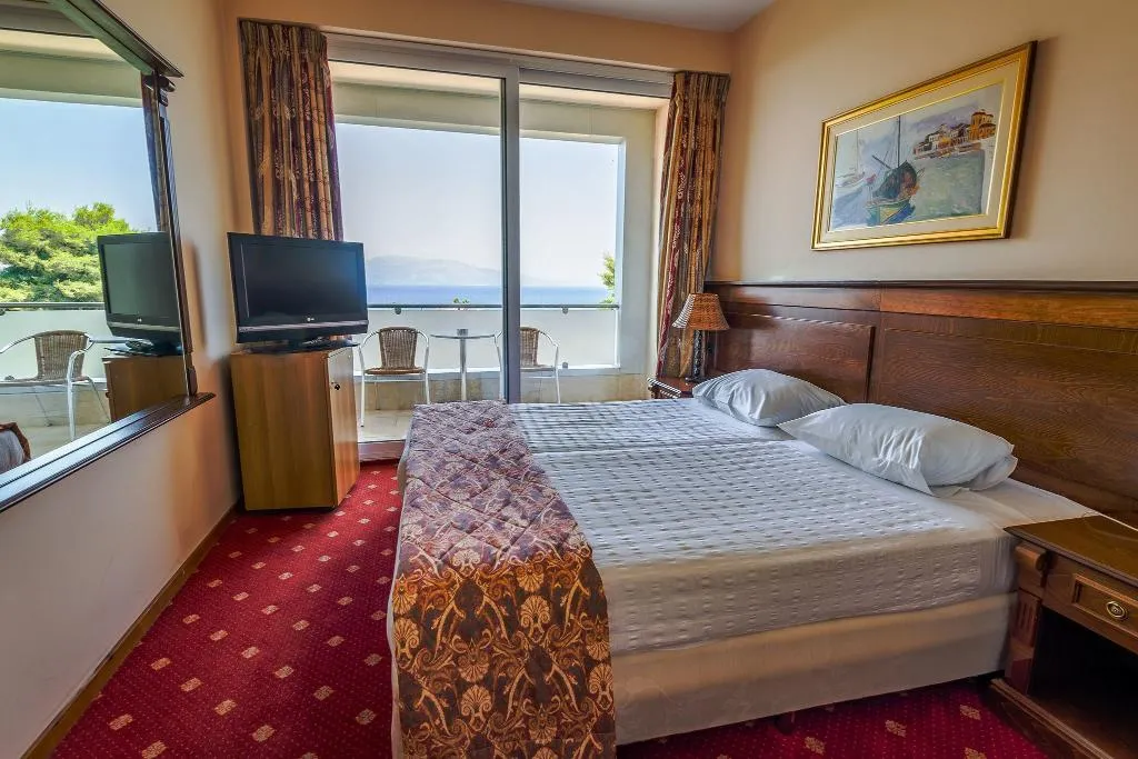 Double or Twin SEA VIEW Room, Dolphin Resort Hotel, Athens