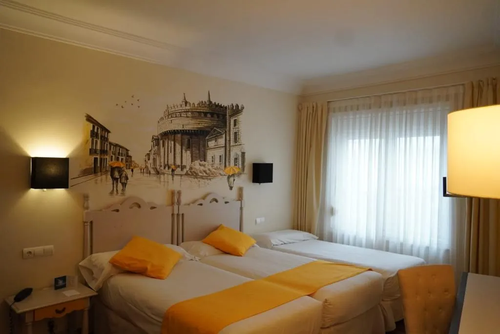 TRIPLE STANDARD Room, Palacio de Valderrabanos, Madrid