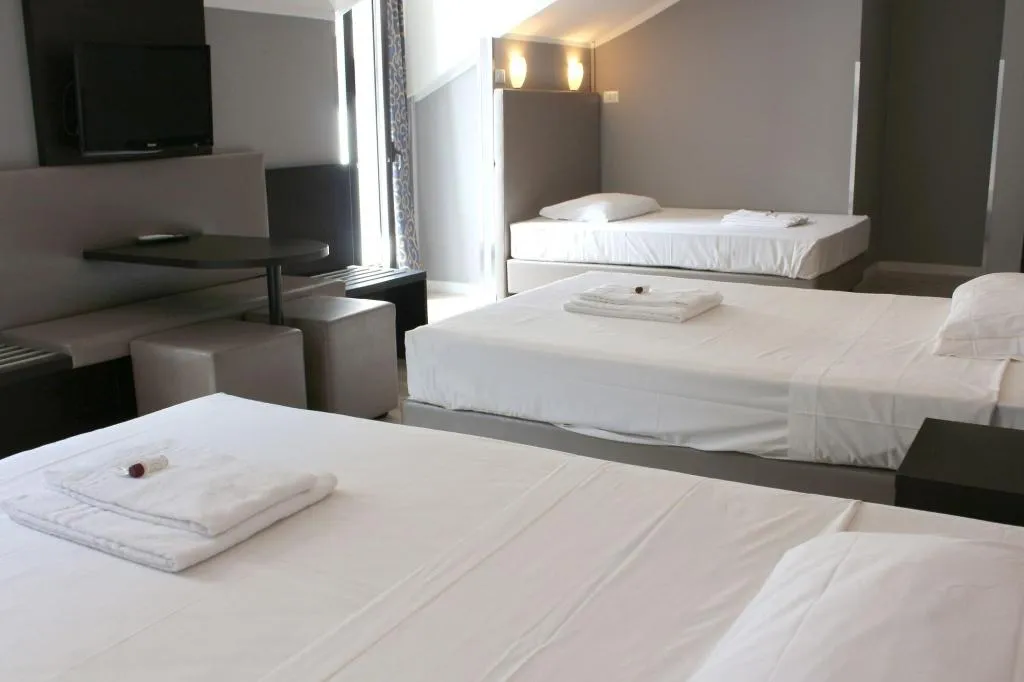 Room, New Generation Hostel Milan Center Navigli, Milan