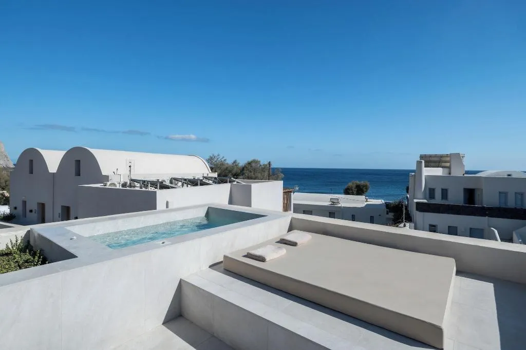 Room, Heyday Luxury Suites, Santorini