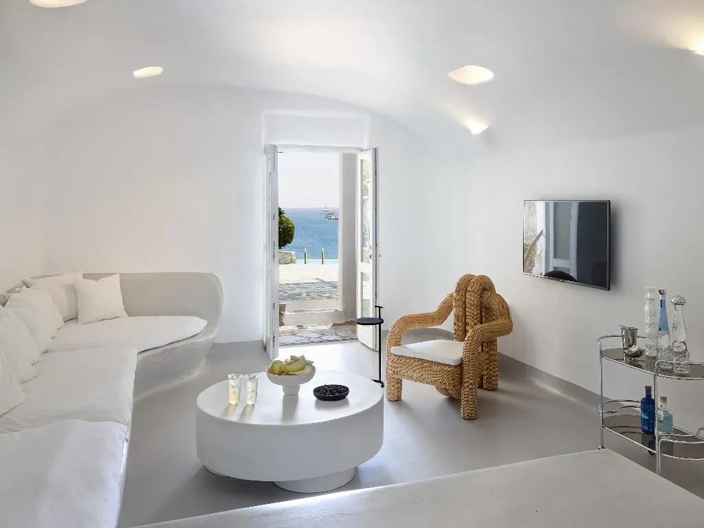 SUITE GRAND WITH VIEWS Room, Mykonos Blu, A Resort to Live, Mykonos