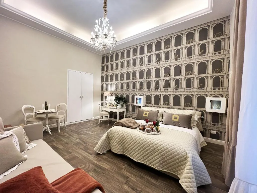Room, Domus Deorum Deluxe, Naples