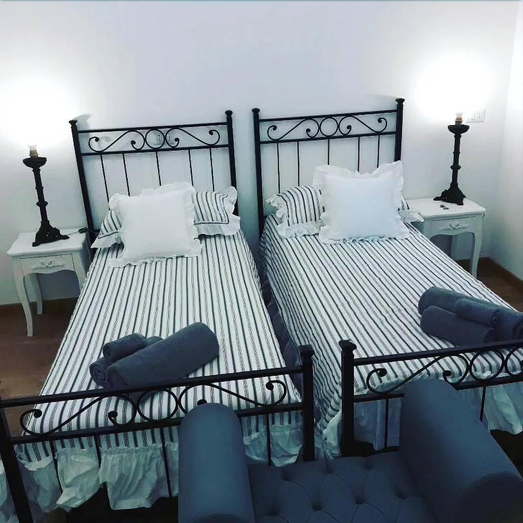 Room, La Piazzetta Delle Regine, Rome
