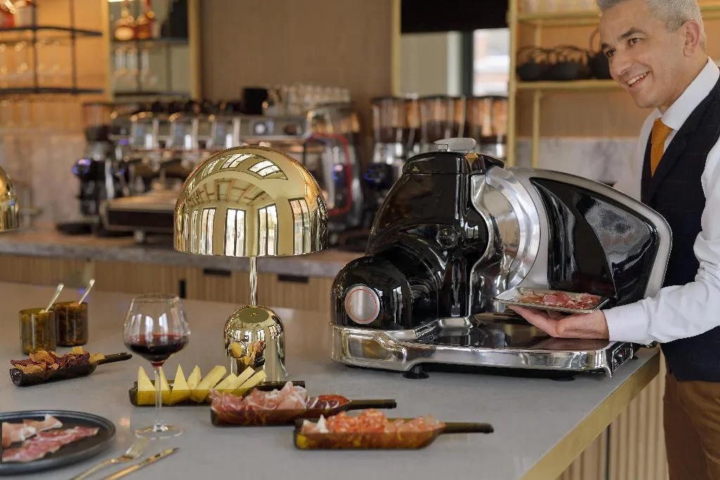 Restaurant, Movenpick Hotel The Hague, Amsterdam