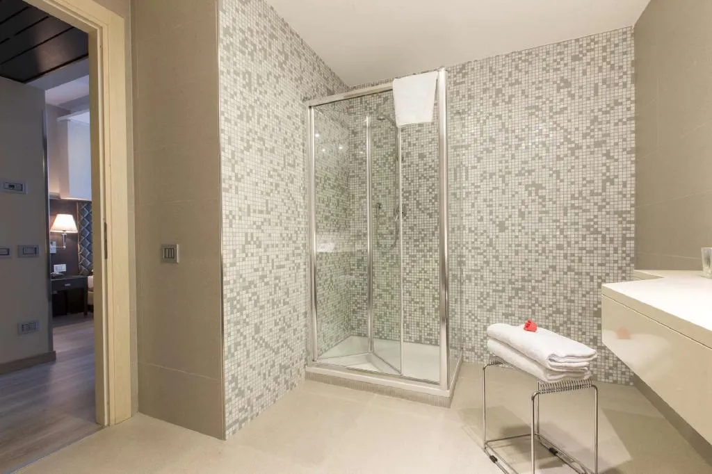 DOUBLE DELUXE Room, Just Hotel Lomazzo Fiera, Milan