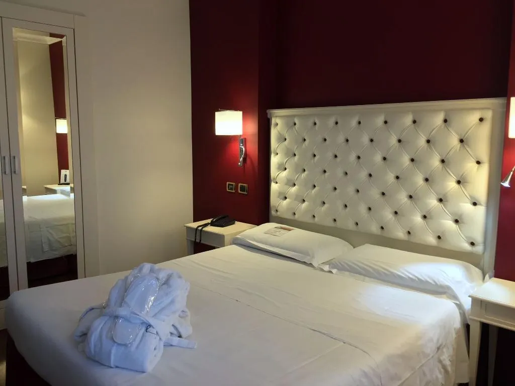 Double or Twin ECONOMY Room, Trilussa Palace Congress & Spa, Rome