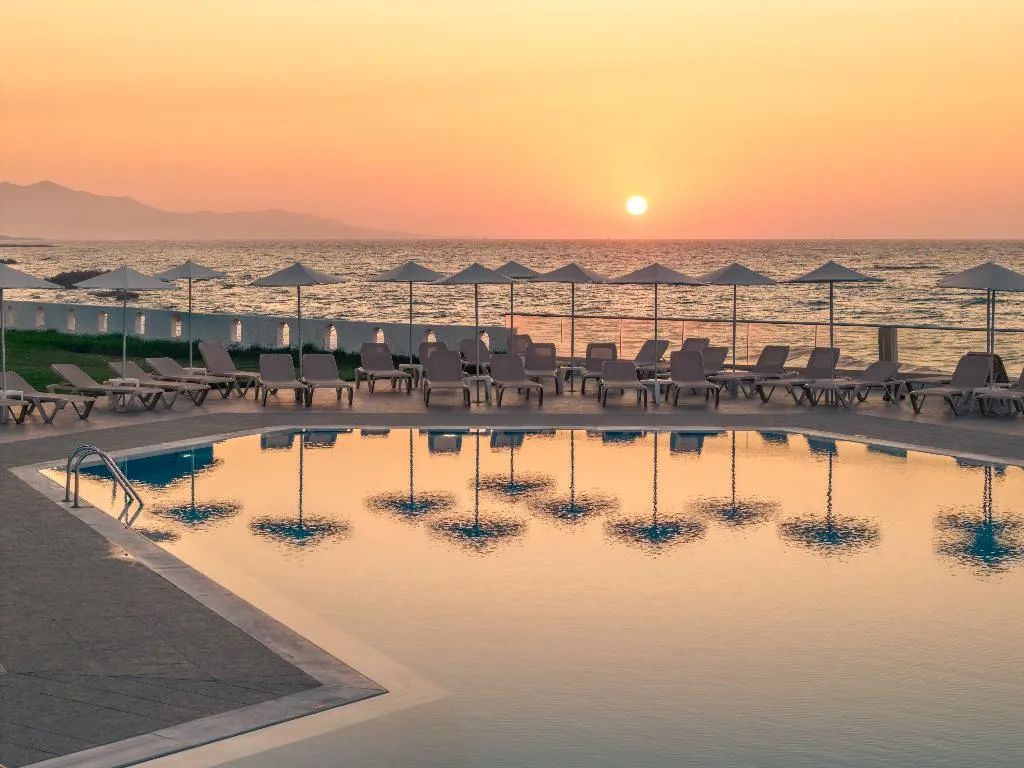 Pool, Themis Beach Hotel, Crete
