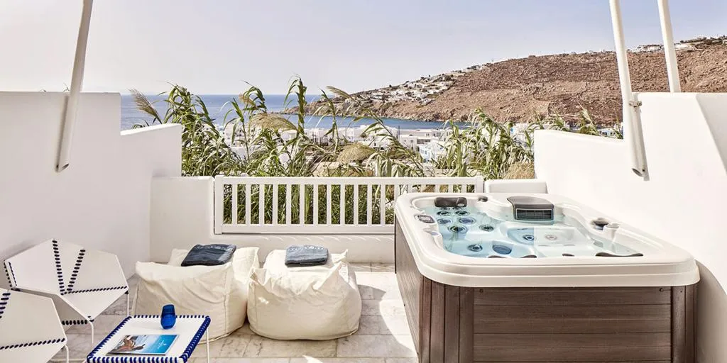 SUITE WITH JACUZZI Room, Myconian Ambassador Hotel Relais & Chateaux, Mykonos