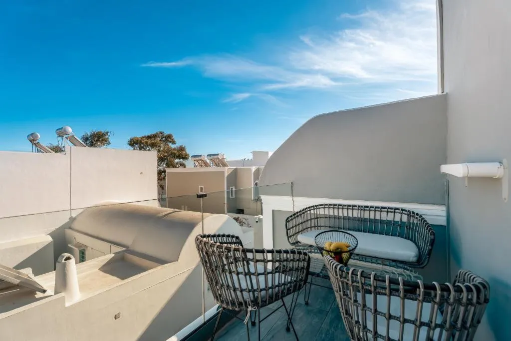 DOUBLE DELUXE Room, Oasis Suites Fira, Santorini