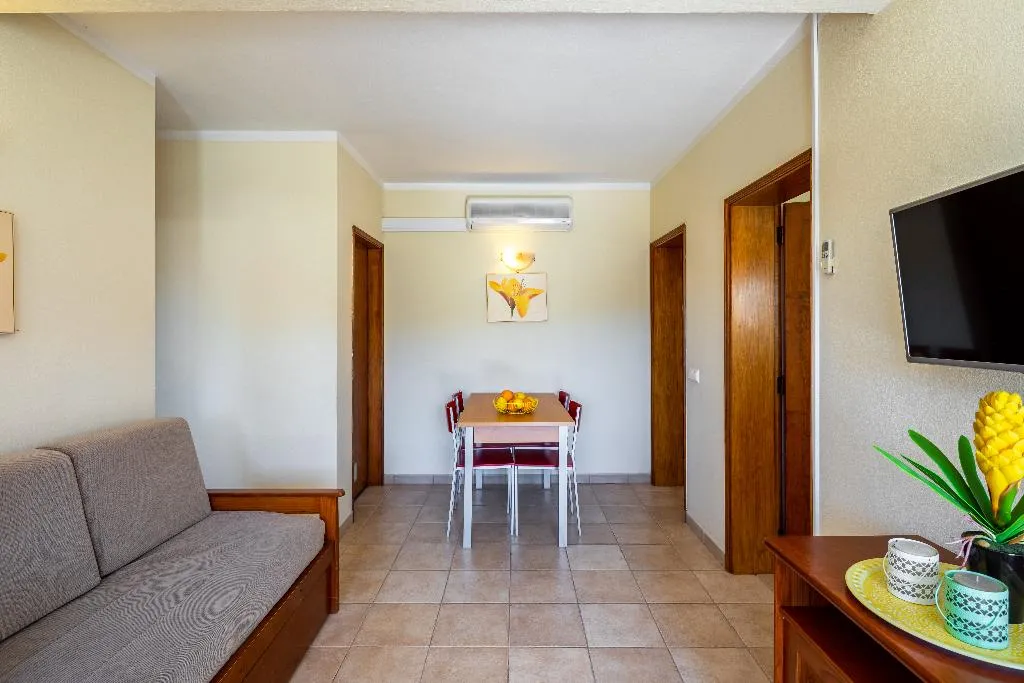 APARTMENT SUPERIOR TWO BEDROOMS Room, Flor da Laranja, Algarve