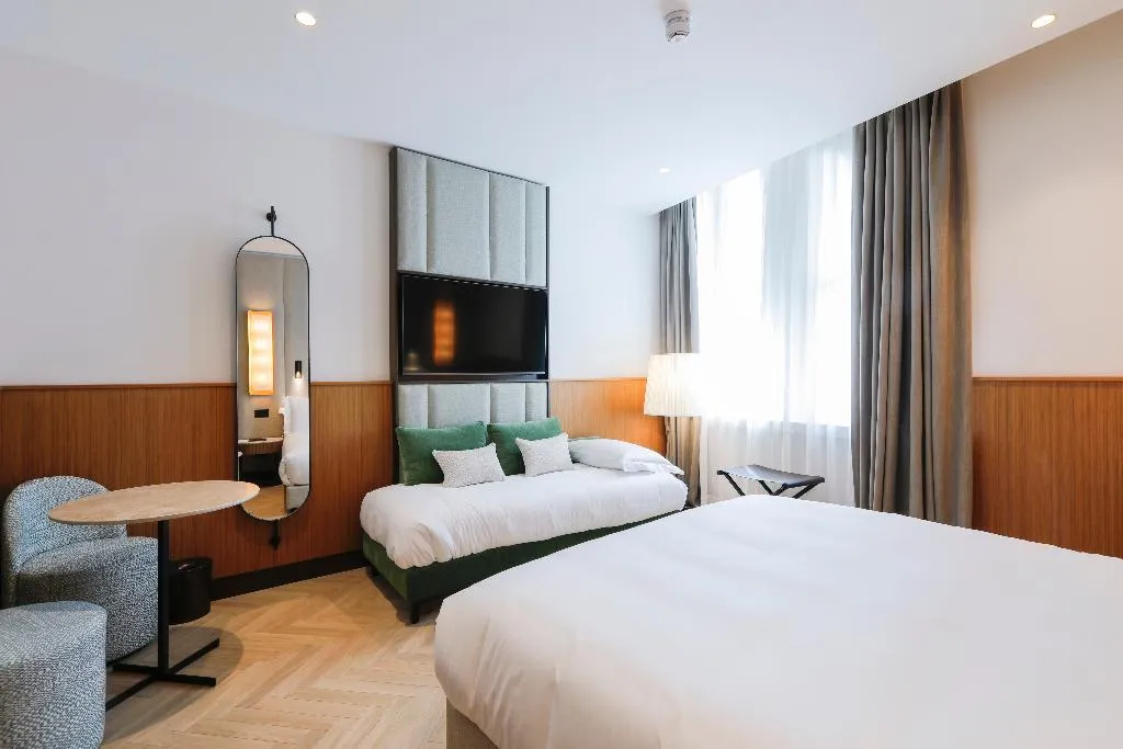 TRIPLE EXECUTIVE Room, Circle6 Rome, Rome