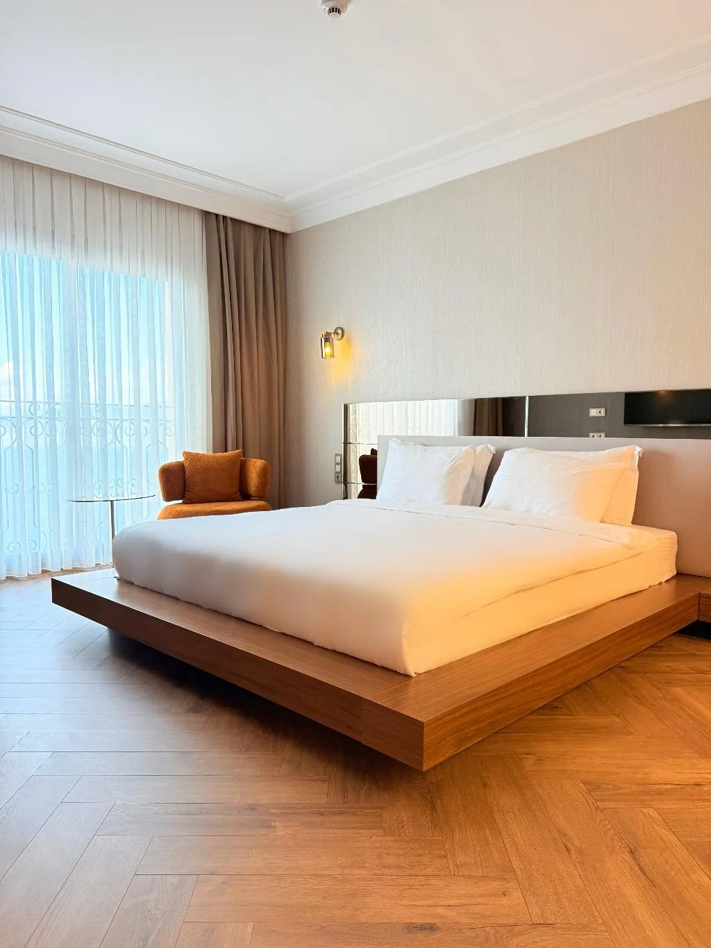 SUITE WITH JACUZZI Room, The Yali Konak Hotel Izmir, Izmir