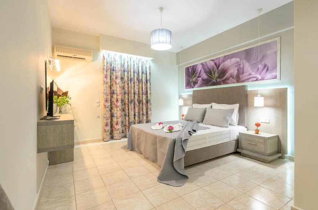 Room, Artemis Room, Zante