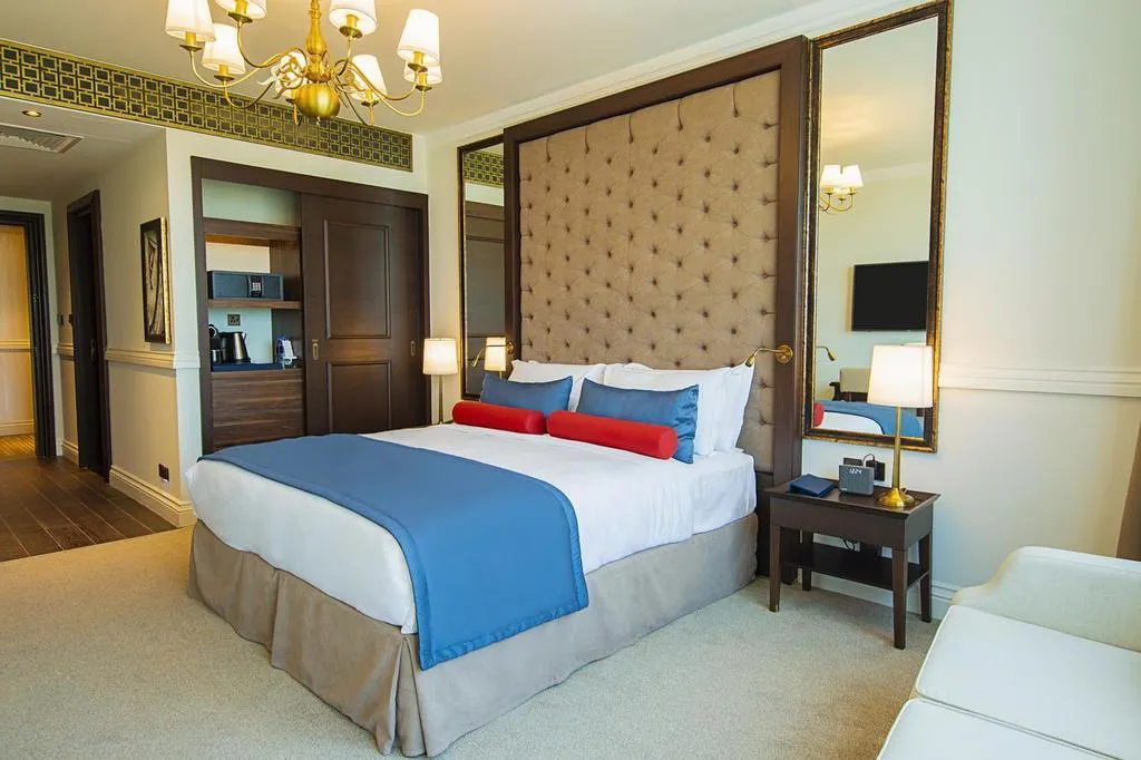 STUDIO PREMIER Room, Dukes The Palm Dubai Hotel, Dubai