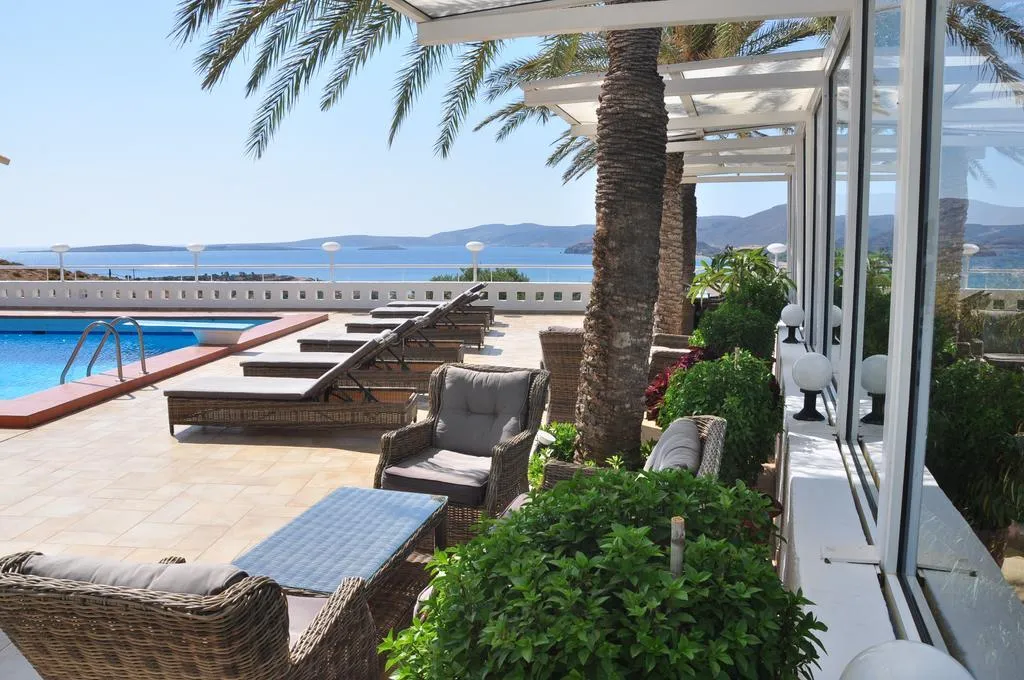 Pool, Castri Village, Crete