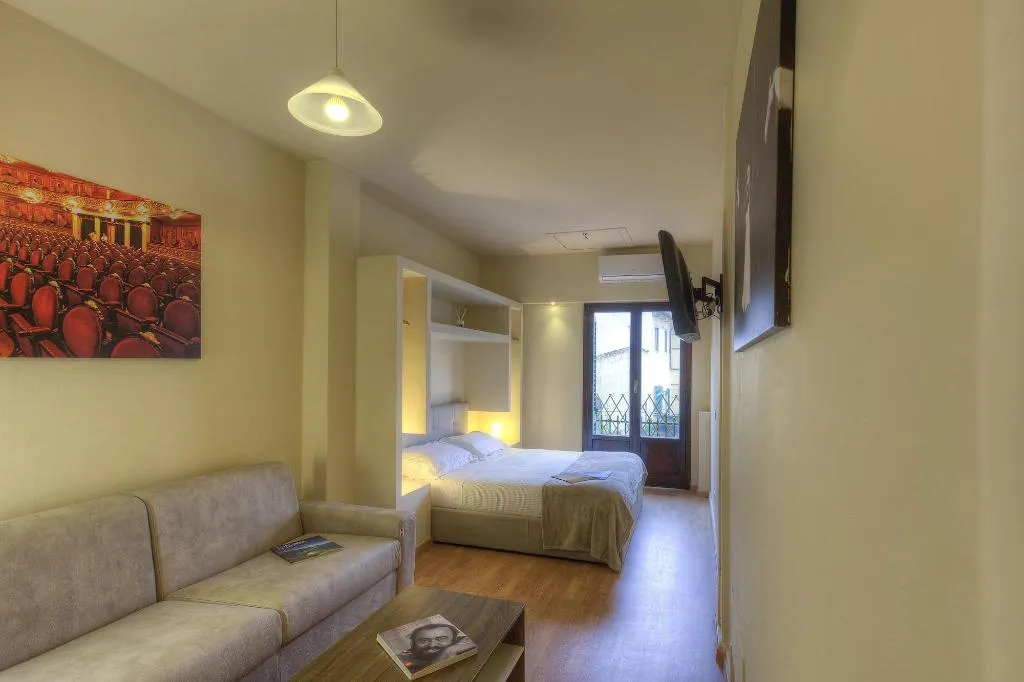 Room, Home Boutique Santa Maria Novella, Florence