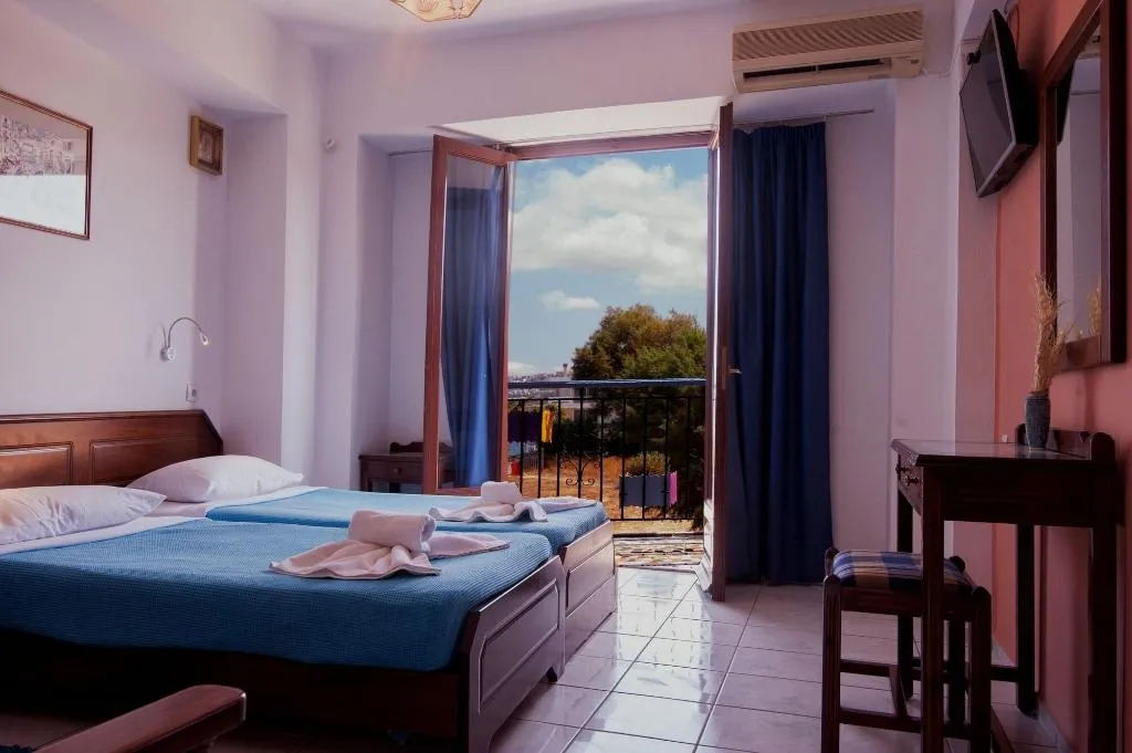 Room, Poco Loco Bed & Breakfast, Crete