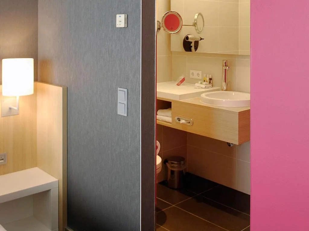 DOUBLE CLASSIC Room, Mercure Amsterdam City Hotel, Amsterdam