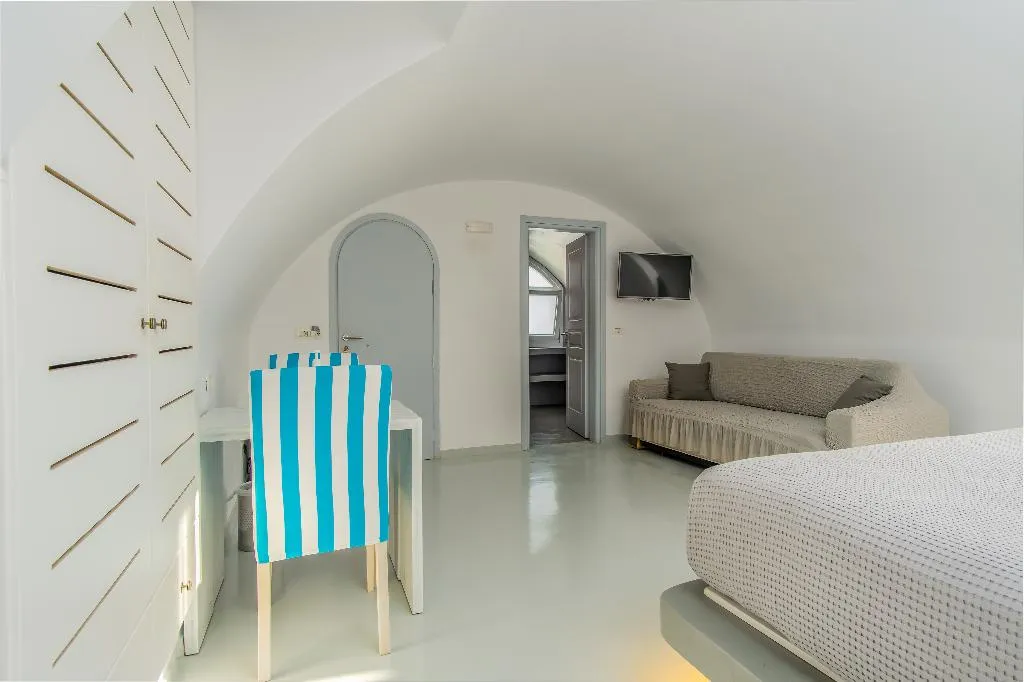 SUITE SUPERIOR Room, Central Fira Hotel, Santorini