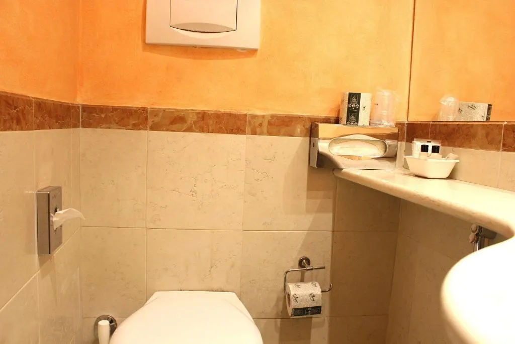Room, Club Hotel Milan, Milan