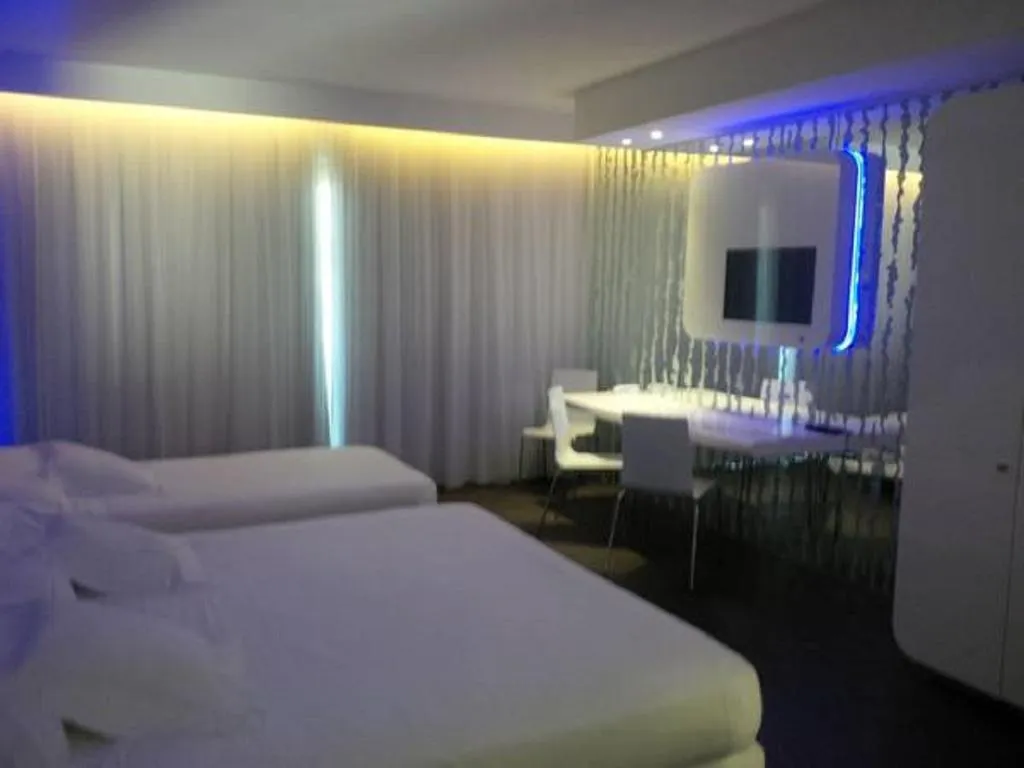 QUADRUPLE CLASSIC Room, A Point Porto Ercole & Spa, Rome
