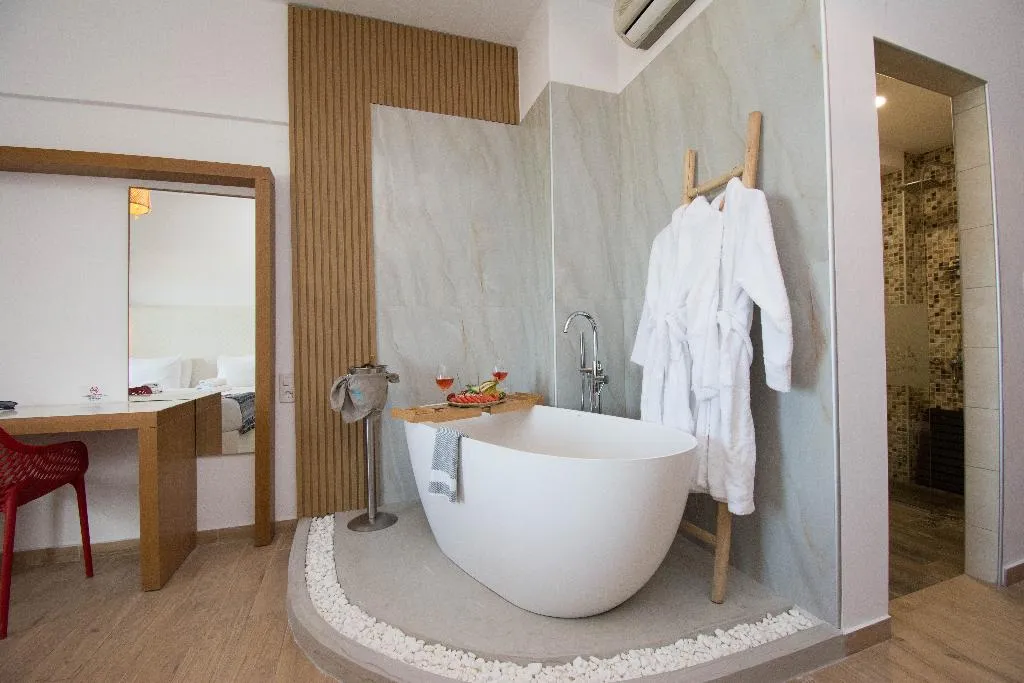 JUNIOR SUITE OCEAN VIEW Room, Yianna Caravel Suites by Checkin (adults only), Crete