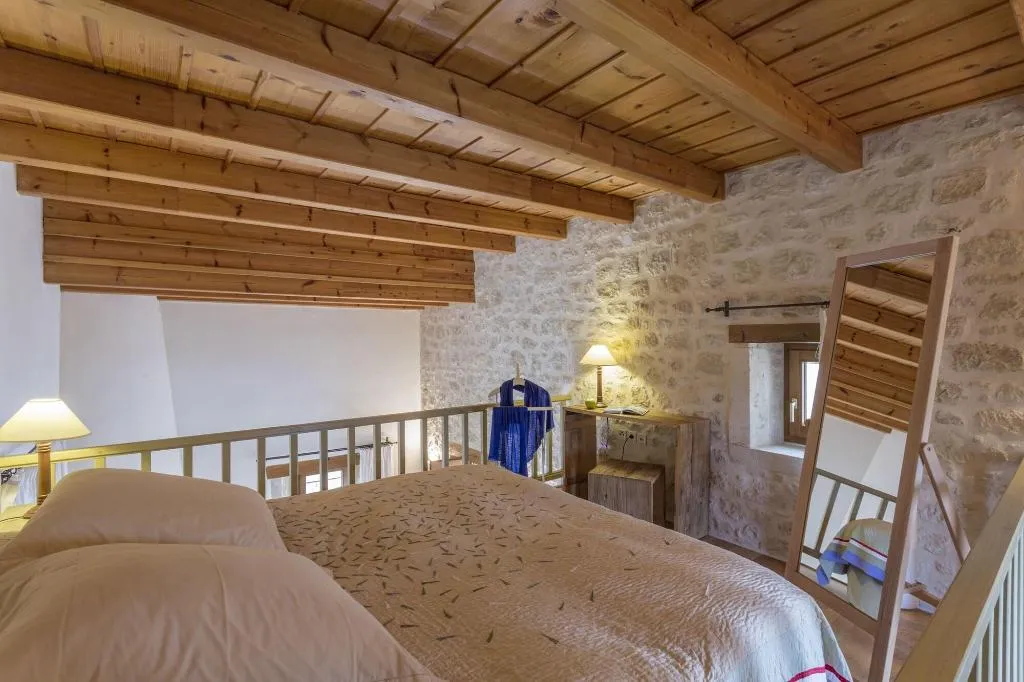 Room, Kapsaliana Village Hotel, Crete