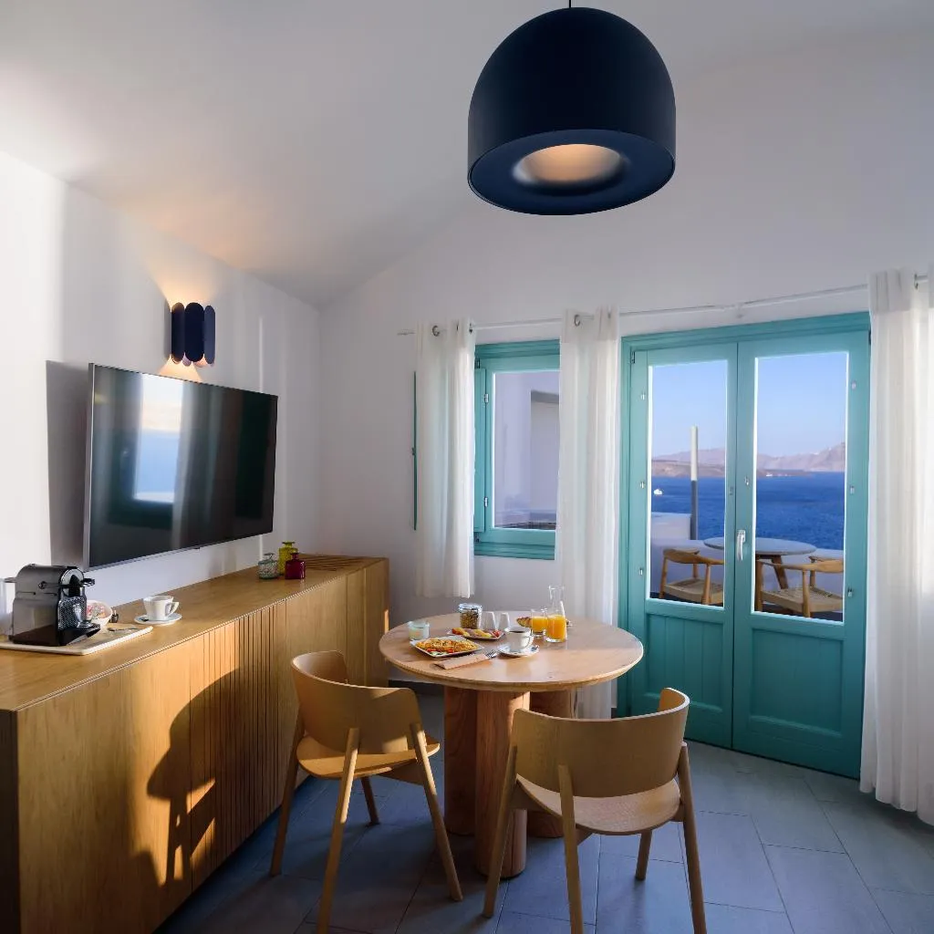 SUITE PREMIUM SEA VIEW Room, Neptune Luxury Spa Suites, Santorini