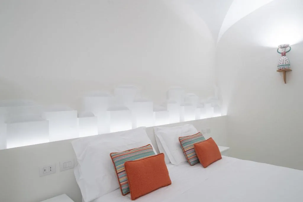 QUADRUPLE THREE BEDS Room, Tramonto D'oro, Naples