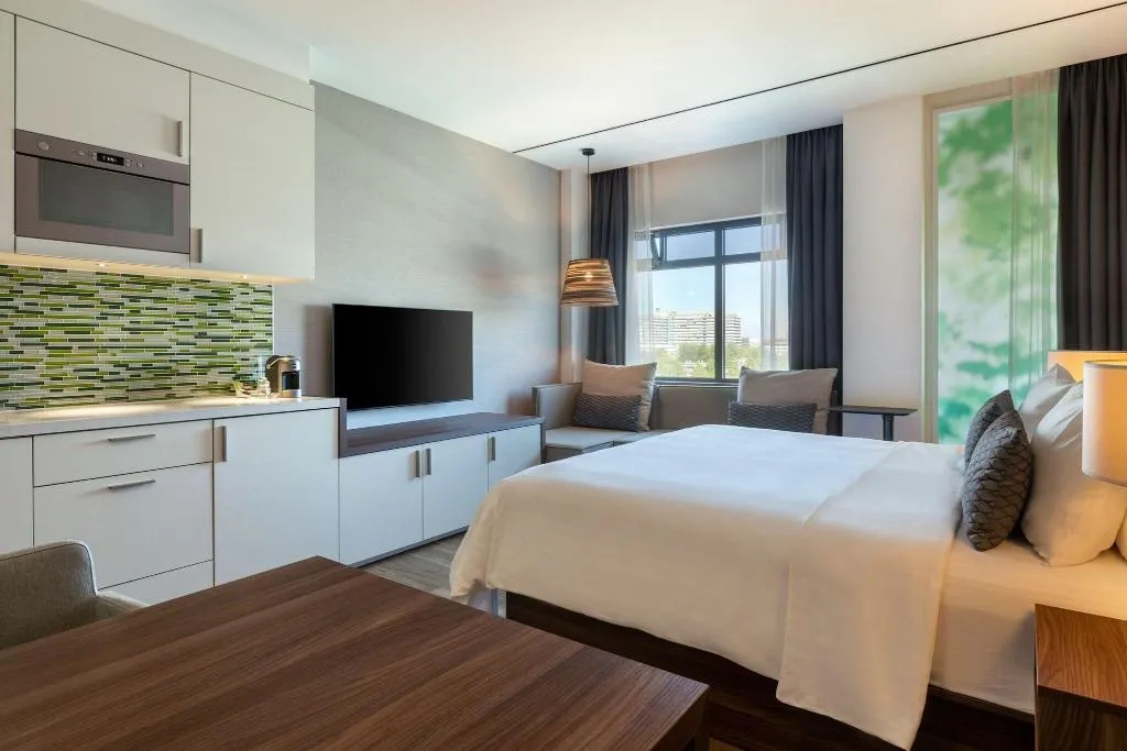 STUDIO SUPERIOR WITH VIEWS Room, Element Amsterdam, Amsterdam