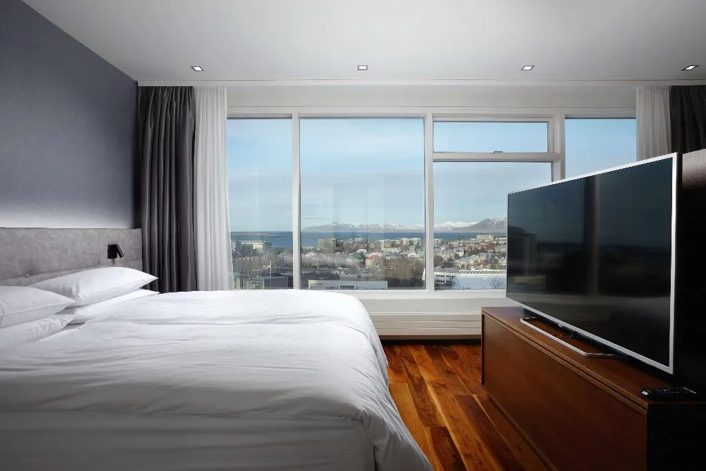 DOUBLE EXECUTIVE Room, Hilton Reykjavik Nordica, Reykjavik
