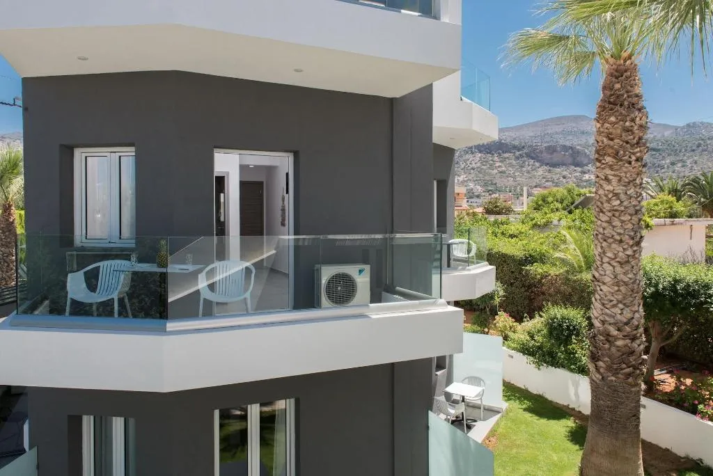 Room, Ria, Crete