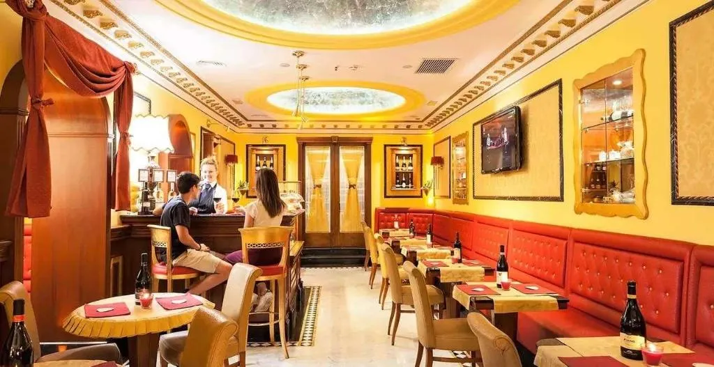 Bar, Hotel Manfredi Suite In Rome, Rome