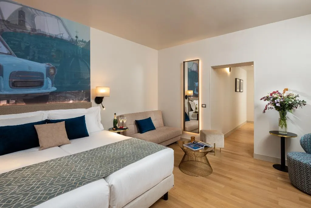 JUNIOR SUITE STANDARD Room, Leonardo Boutique Hotel Rome Termini, Rome