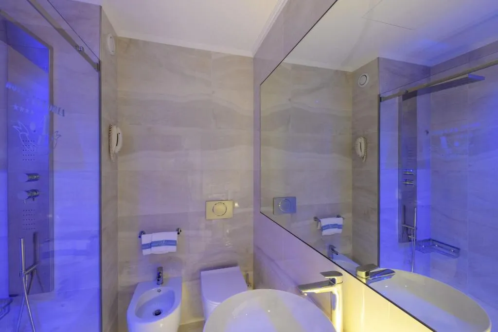 DOUBLE STANDARD Room, Astoria, Milan