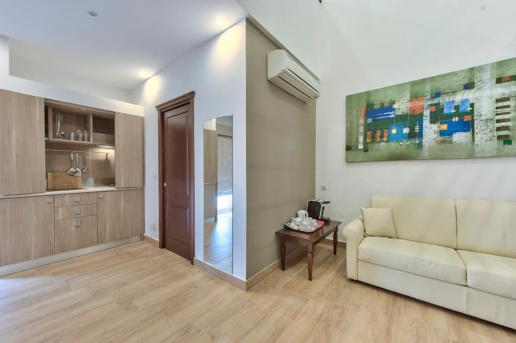 APARTMENT TWO BEDROOMS Room, Palazzo Violetta, Malta