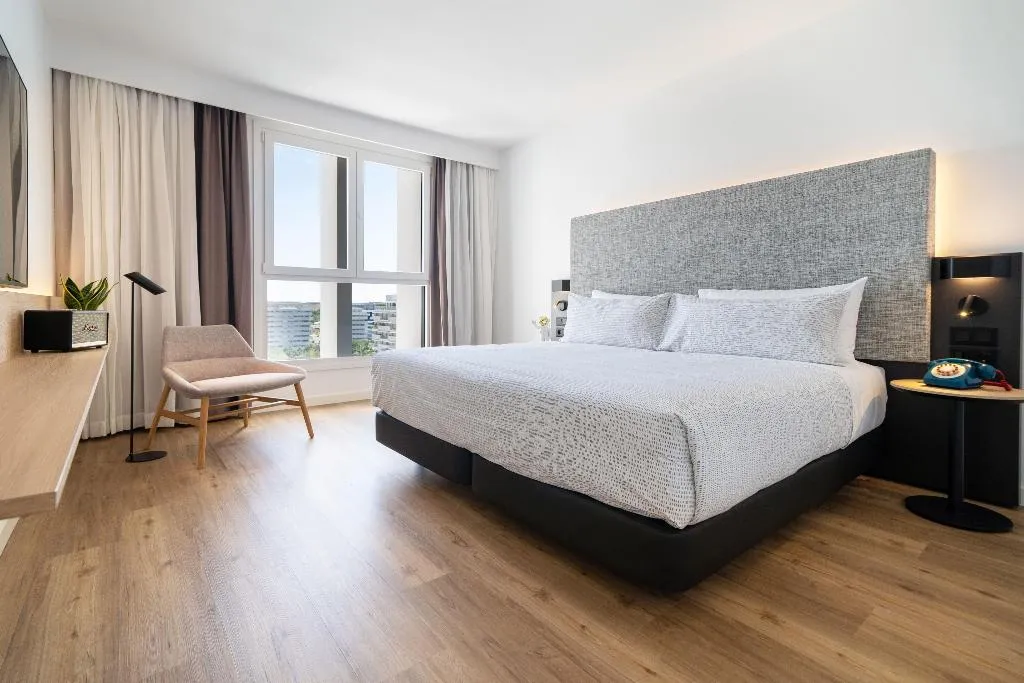 Double or Twin ONE BEDROOM Room, Innside By Meliá Madrid Valdebebas, Madrid