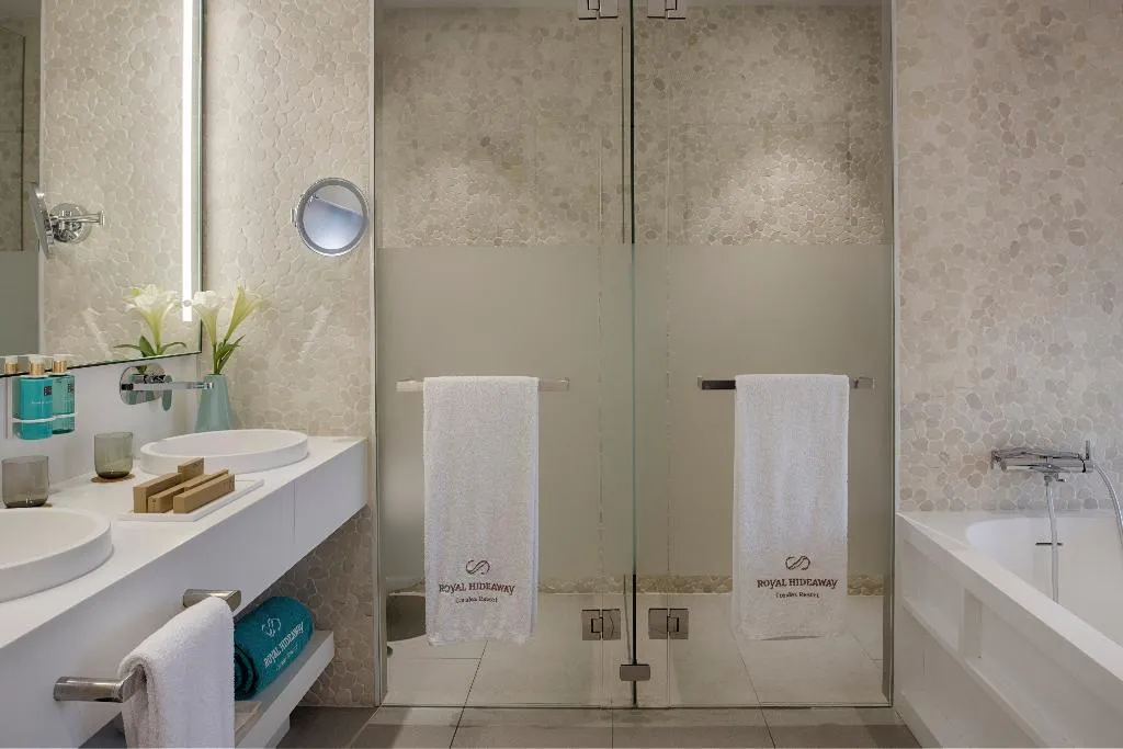 VILLA TWO BEDROOMS WITH PRIVATE POOL Room, Royal Hideaway Corales Suites, Tenerife