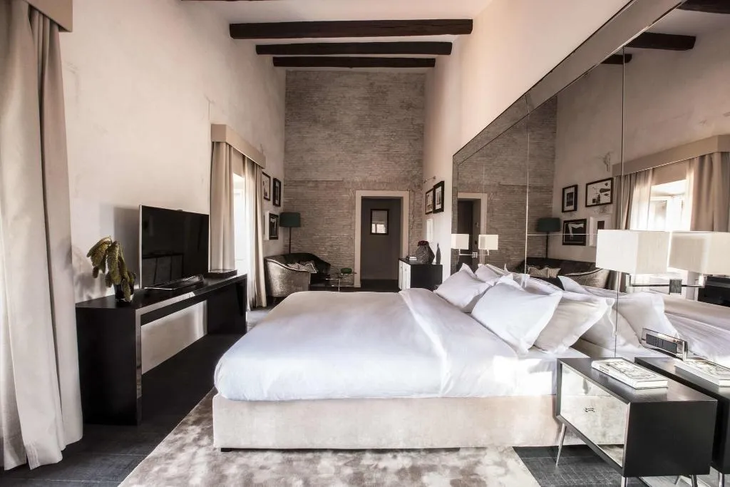 SUITE KING SIZE BED Room, Dom Hotel Roma, Rome