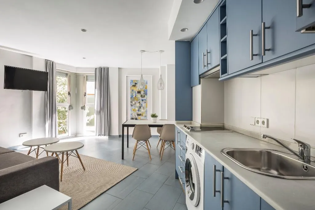 APARTMENT CAPACITY 3 ONE BEDROOM Room, Mon Suites Carmen, Valencia