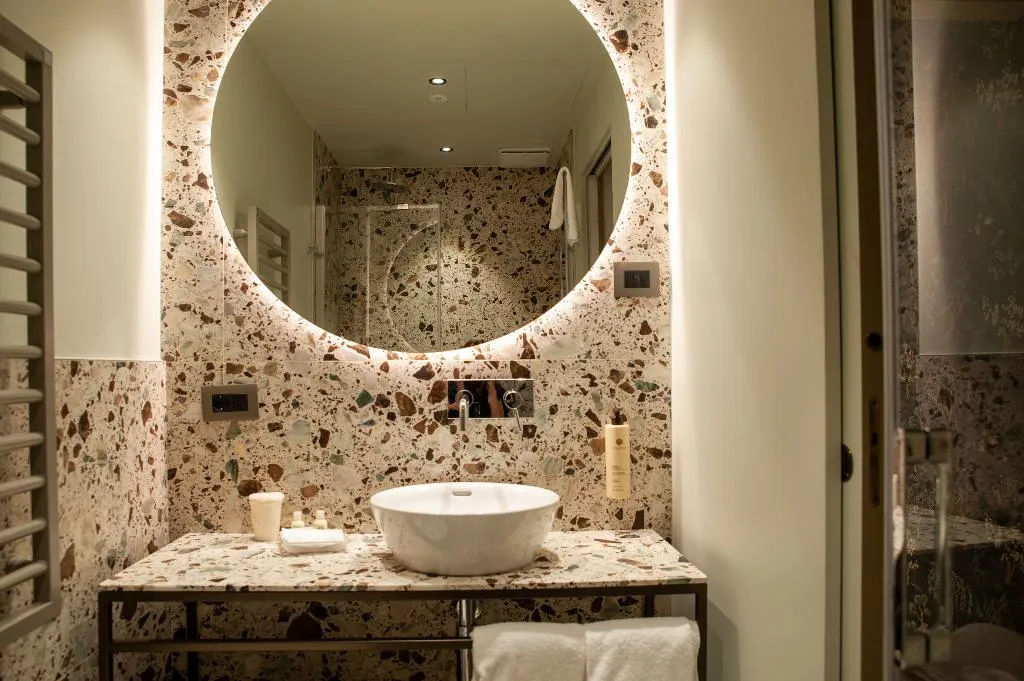 Double or Twin BASIC Room, Campiello Hotel, Venice