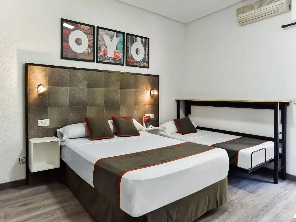 Room, Hello Feria, Madrid