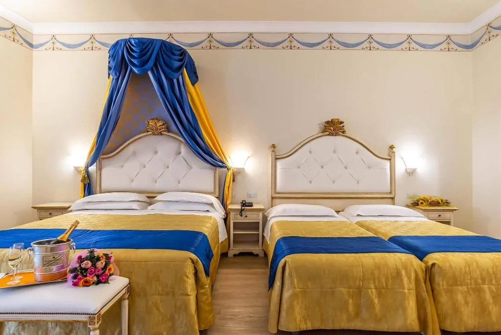 Room, Porta Faenza, Florence