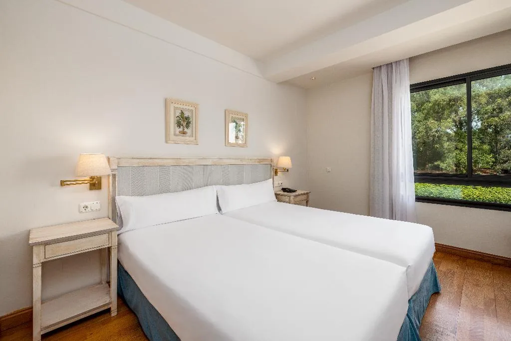 DOUBLE STANDARD Room, AZZ Guadacorte Campo de Gibraltar, Costa De La Luz