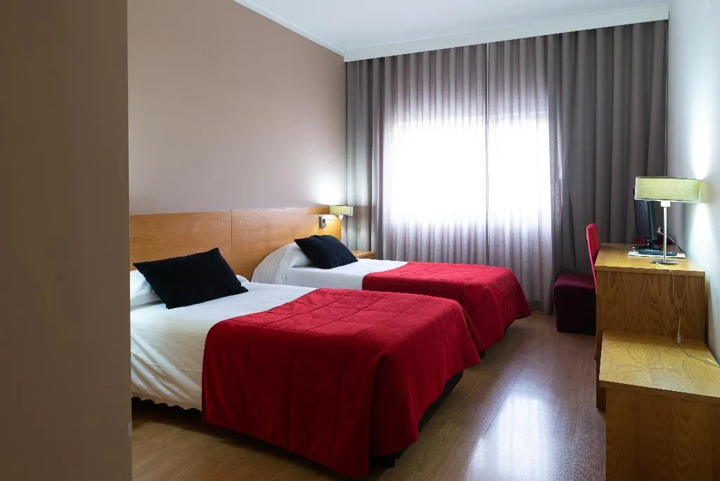 Double or Twin STANDARD Room, Durao Hotel, Porto