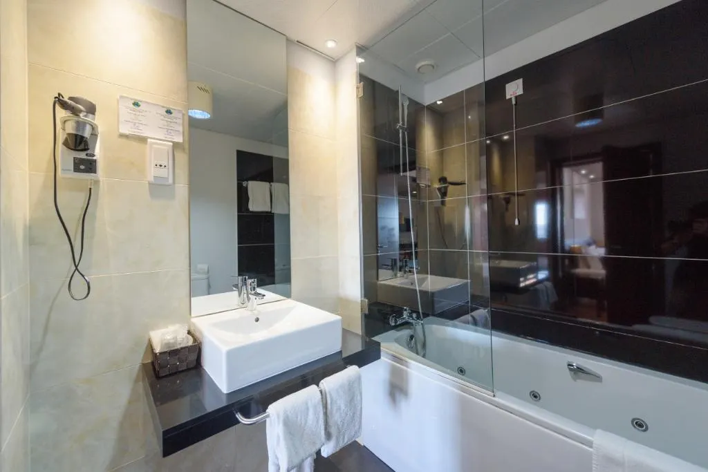 FAMILY ROOM PREMIUM Room, Hotel Luena, Lisbon