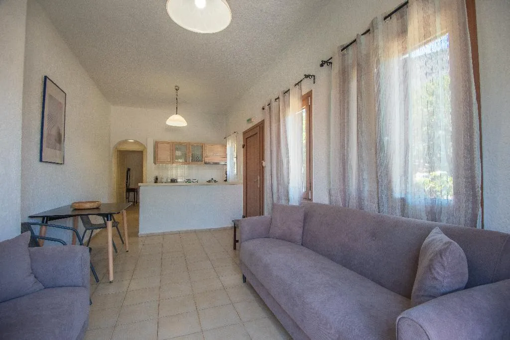 APARTMENT GARDEN VIEW Room, Athina Villas, Crete